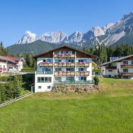 Aparthotel Sunrise 4*